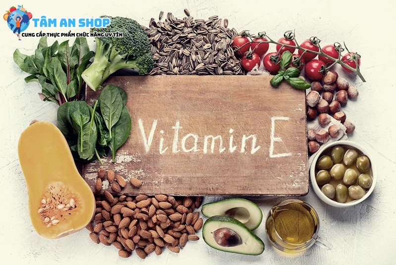 Vitamin E có công dụng kháng viêm và hạn chế oxy hóa